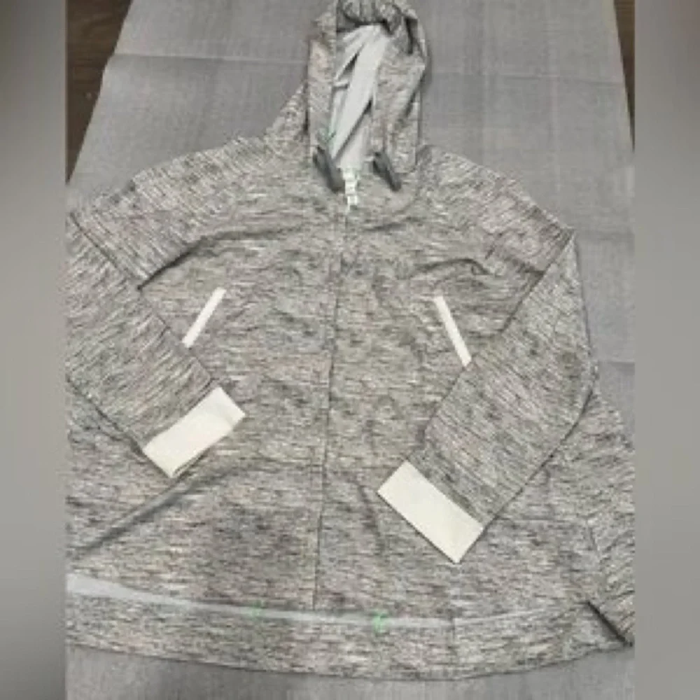 Women’s Heather Gray Full-Zip Hooded Sweatshirt